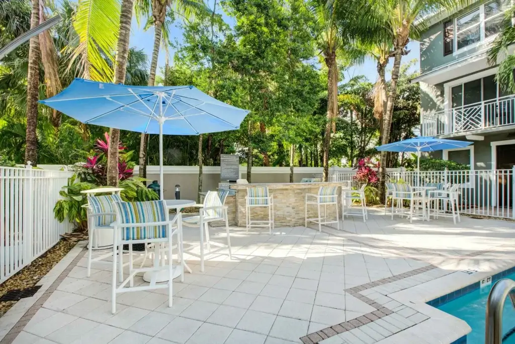 fl ankr wilton manors pool 4