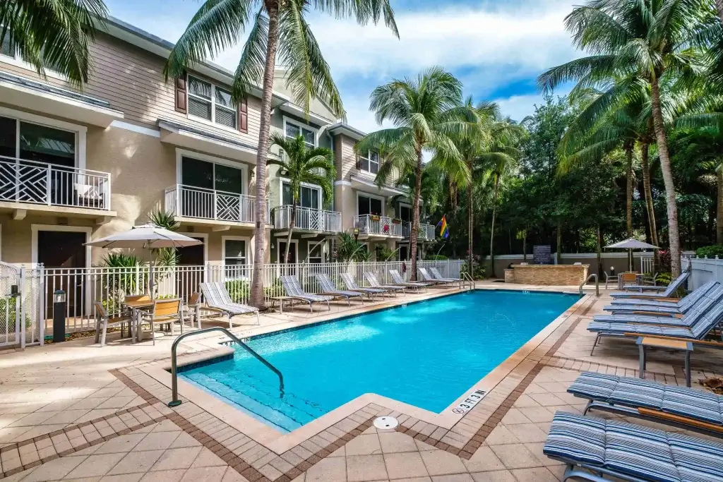 fl ankr wilton manors pooll 1